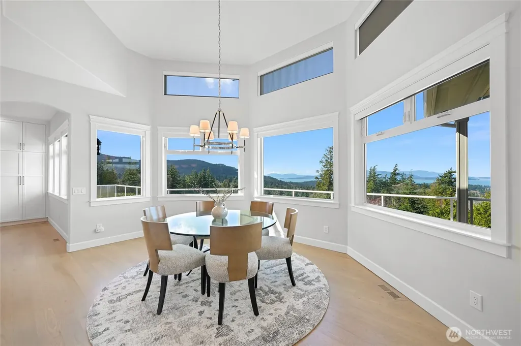 1900 Samish Crest Way Bellingham WA 98229