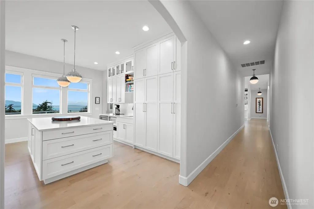 1900 Samish Crest Way Bellingham WA 98229