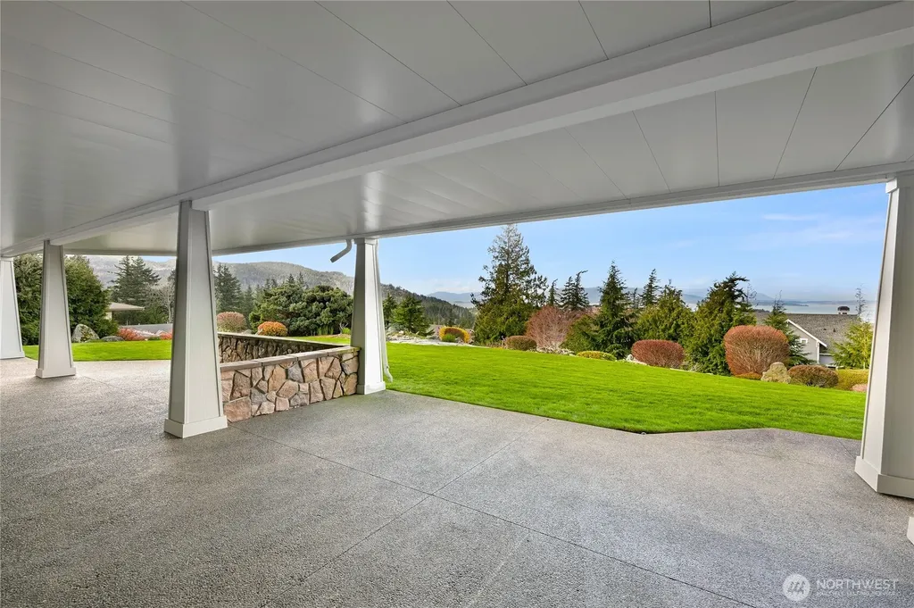 1900 Samish Crest Way Bellingham WA 98229