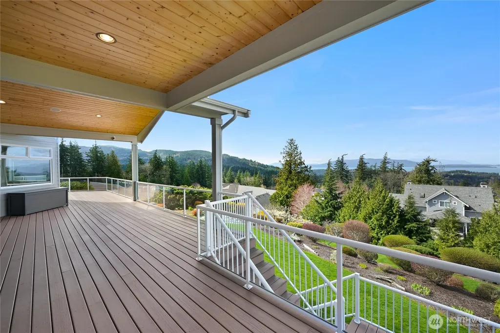 1900 Samish Crest Way Bellingham WA 98229