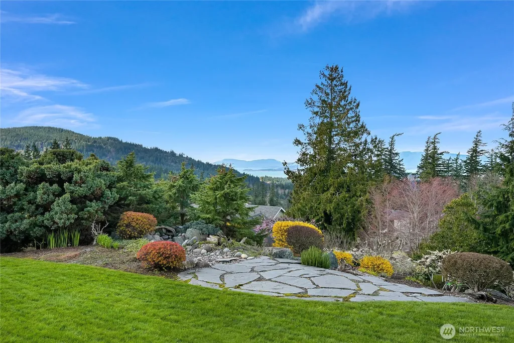 1900 Samish Crest Way Bellingham WA 98229