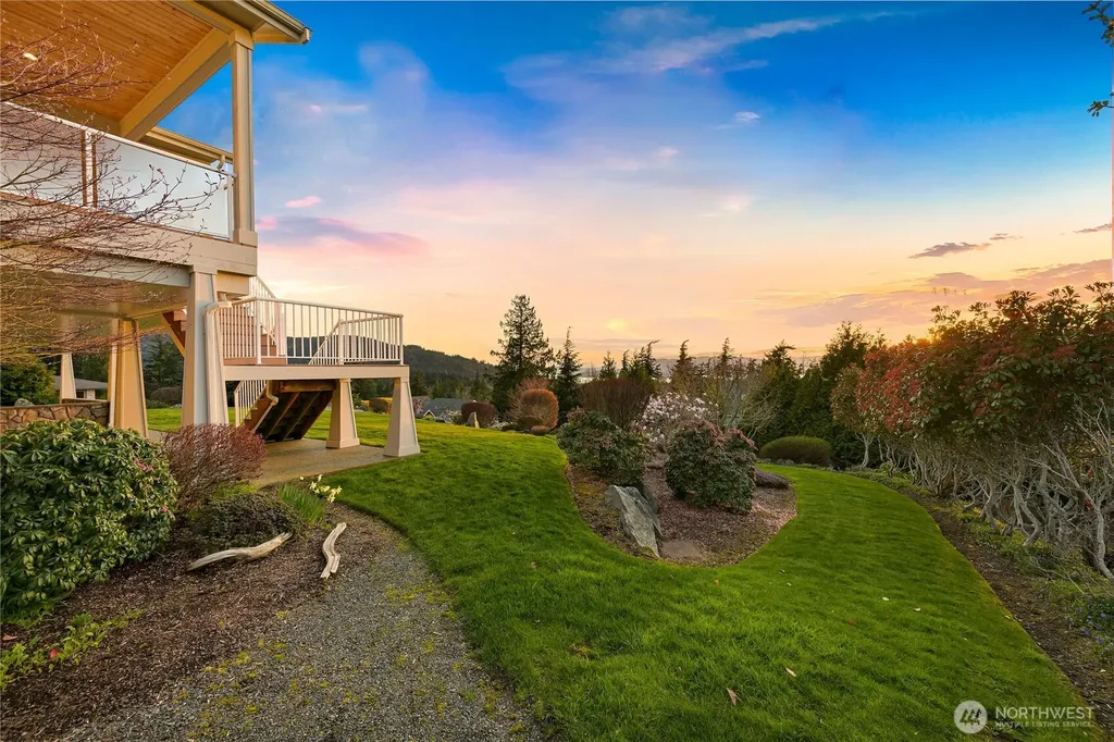 1900 Samish Crest Way Bellingham WA 98229