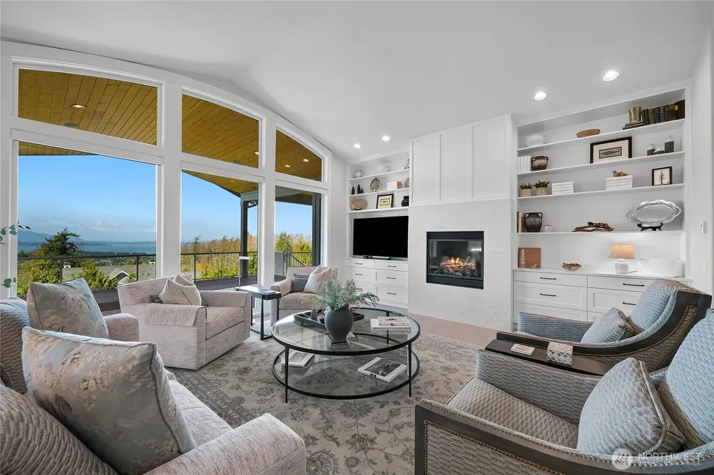 1900 Samish Crest Way Bellingham WA 98229