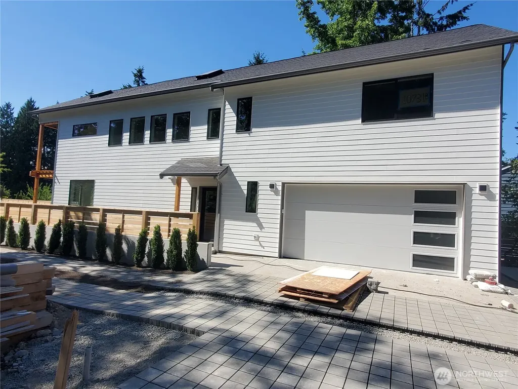 10731 17th Avenue NE Seattle WA 98125