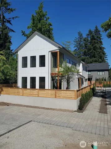 10731 17th Avenue NE Seattle WA 98125