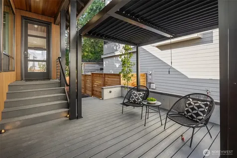 10731 17th Avenue NE Seattle WA 98125