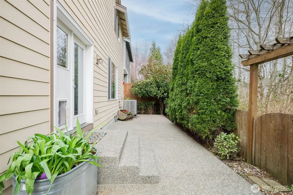 12707 12th Dr SE Everett WA 98208