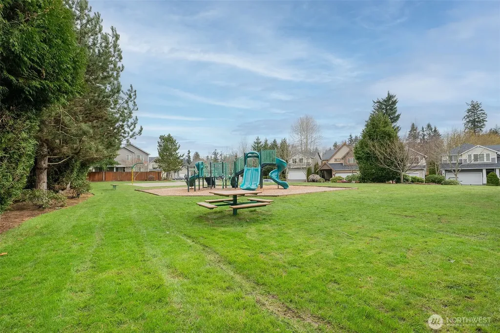 12707 12th Dr SE Everett WA 98208
