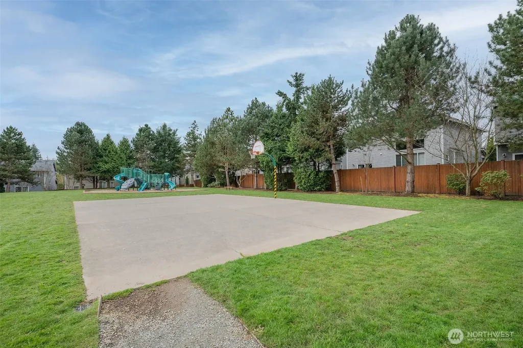 12707 12th Dr SE Everett WA 98208