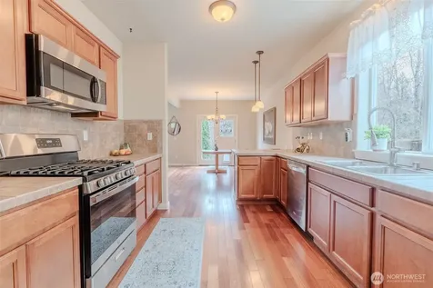 12707 12th Dr SE Everett WA 98208