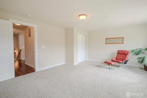 12707 12th Dr SE Everett WA 98208