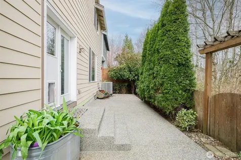 12707 12th Dr SE Everett WA 98208