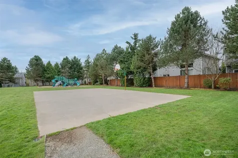 12707 12th Dr SE Everett WA 98208