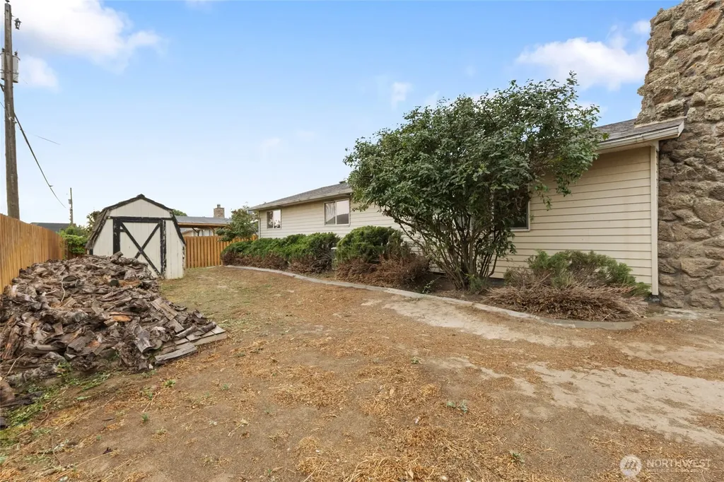 603 N Crestview Drive Moses Lake WA 98837
