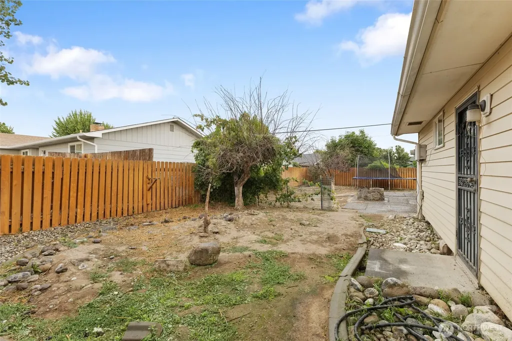 603 N Crestview Drive Moses Lake WA 98837