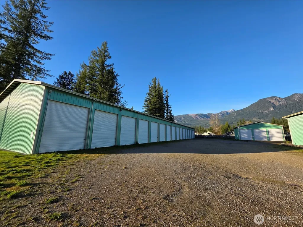 40807 State Route 2 Gold Bar WA 98251
