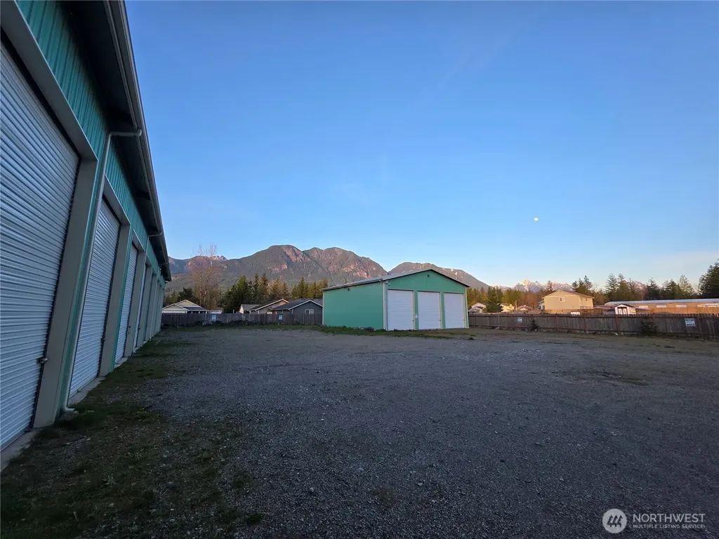 40807 State Route 2 Gold Bar WA 98251