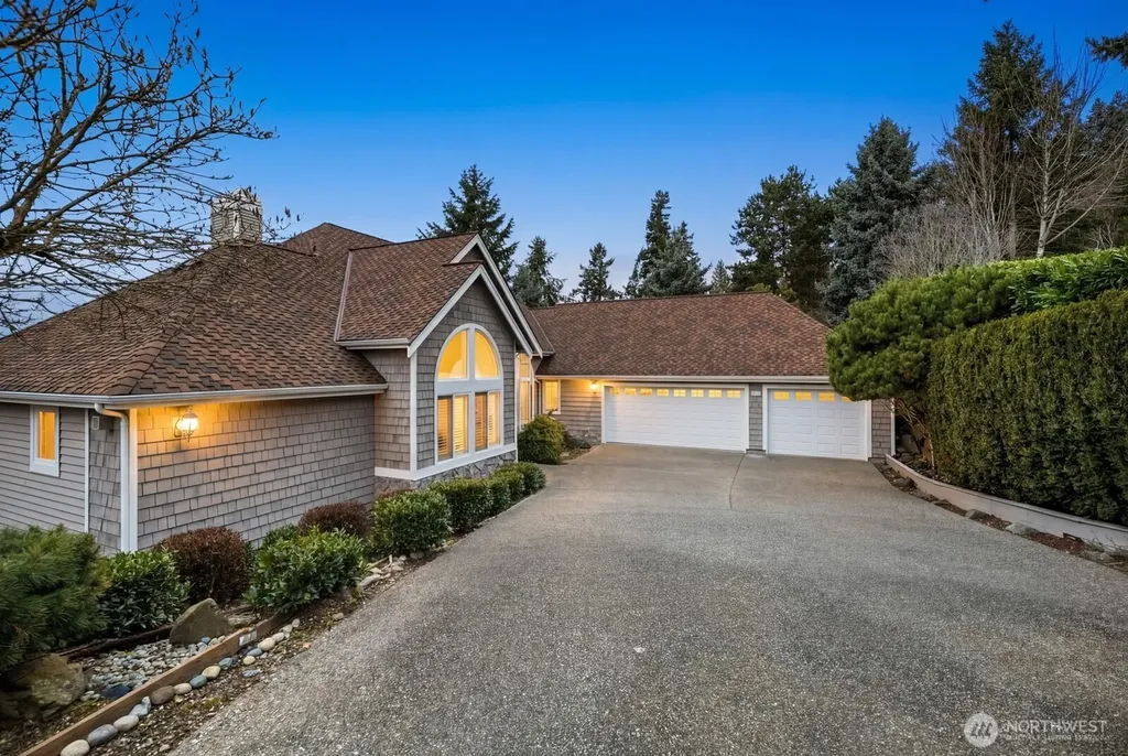 1665 204th Avenue NE Sammamish WA 98074