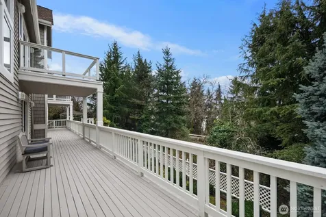 1665 204th Avenue NE Sammamish WA 98074