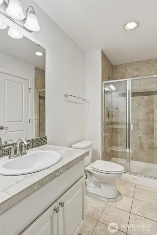 20042 94th Avenue NE Bothell WA 98011