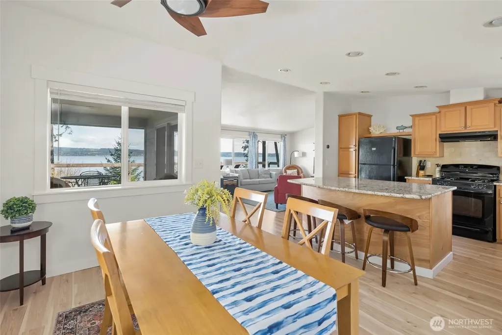 215 S Harrington Lagoon Road Coupeville WA 98239