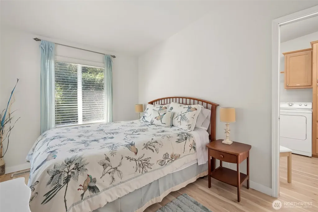215 S Harrington Lagoon Road Coupeville WA 98239