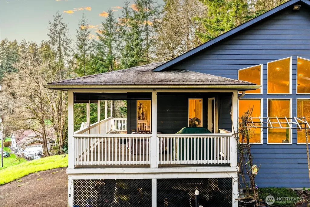 118 Clark Creek Road Longview WA 98632