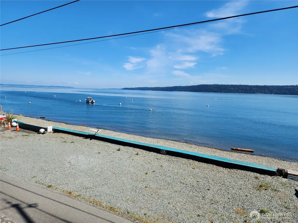 3202 Shoreline Drive Camano Island WA 98282