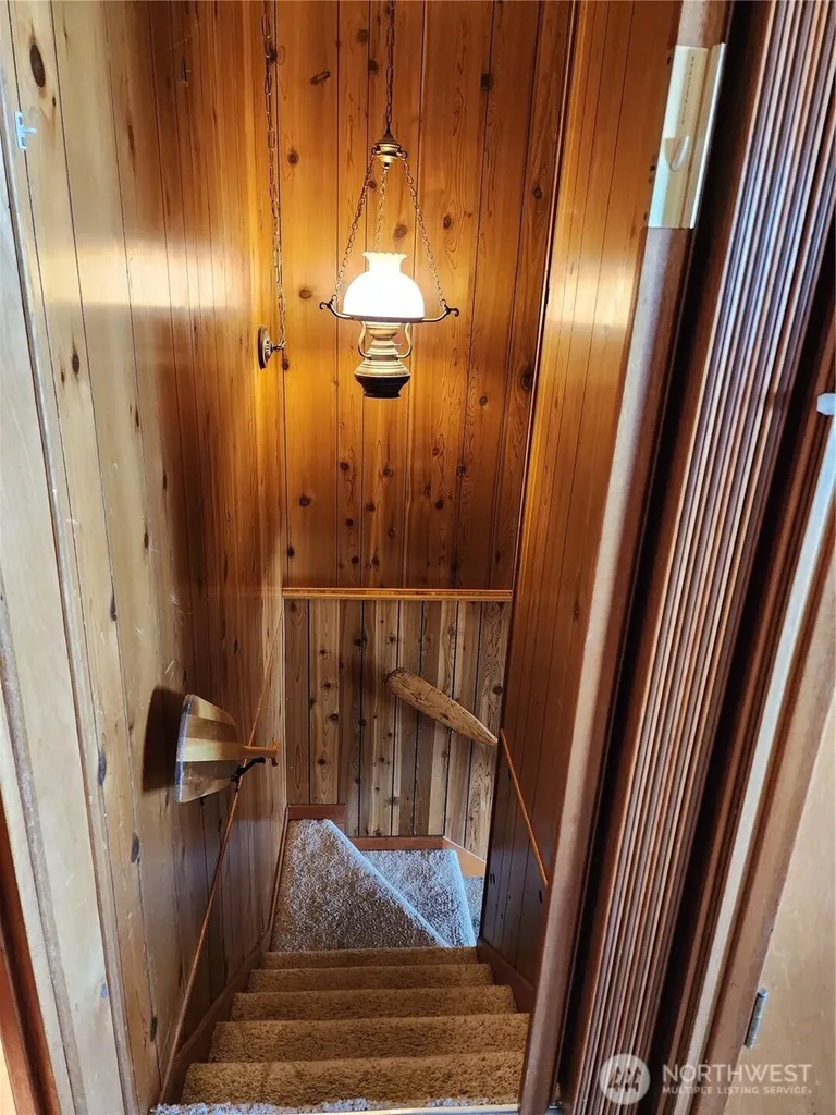 3202 Shoreline Drive Camano Island WA 98282