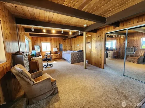 3202 Shoreline Drive Camano Island WA 98282