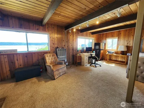 3202 Shoreline Drive Camano Island WA 98282