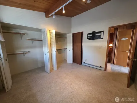 3202 Shoreline Drive Camano Island WA 98282