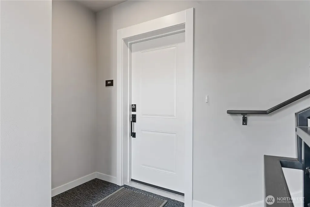 15538 NE 15th Place Bellevue WA 98007