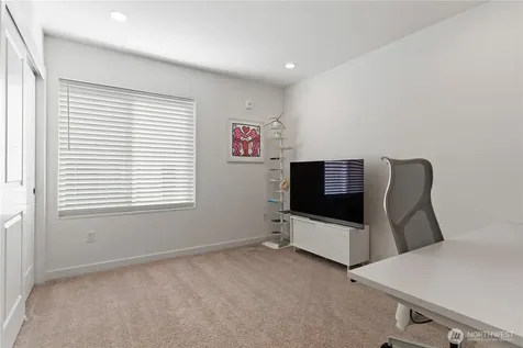15538 NE 15th Place Bellevue WA 98007
