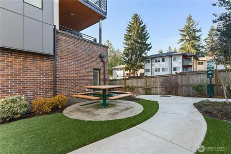 15538 NE 15th Place Bellevue WA 98007