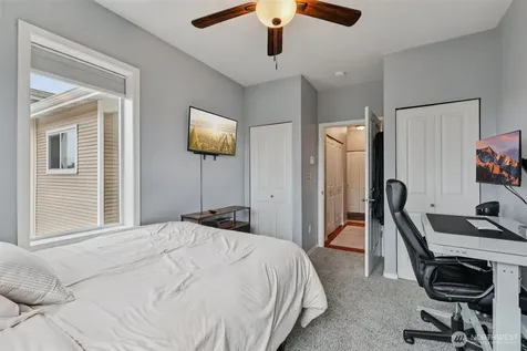 14915 38th Drive SE Bothell WA 98012