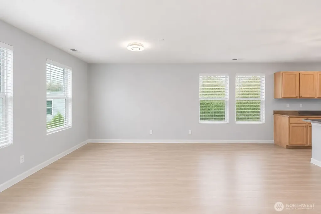 3171 Walker Road Dupont WA 98327