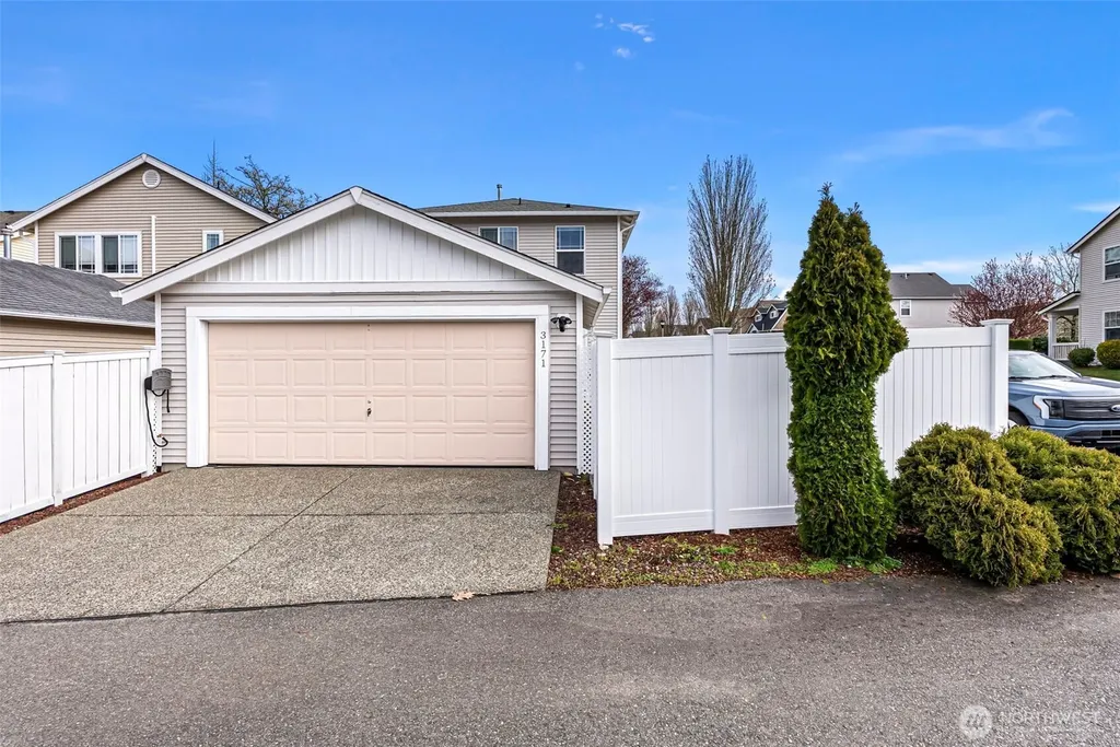 3171 Walker Road Dupont WA 98327
