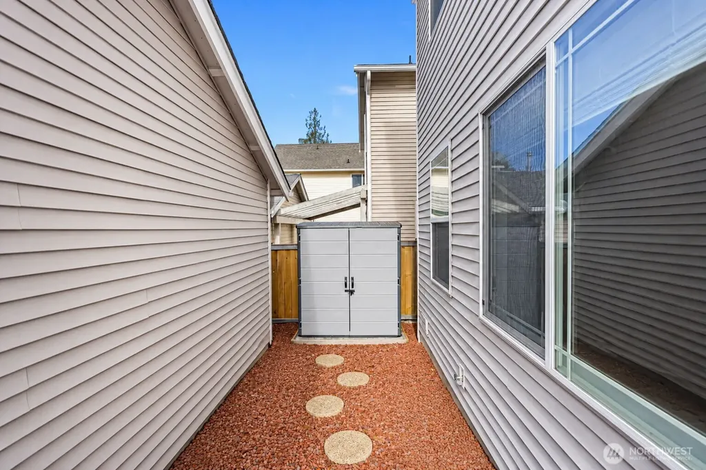 3171 Walker Road Dupont WA 98327