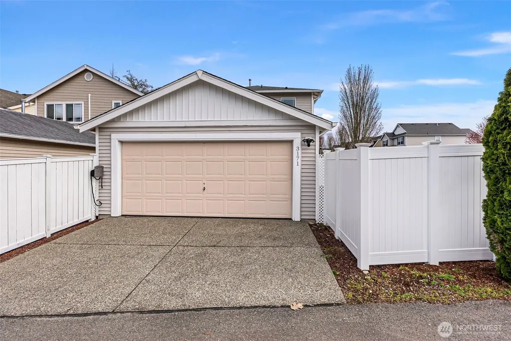 3171 Walker Road Dupont WA 98327