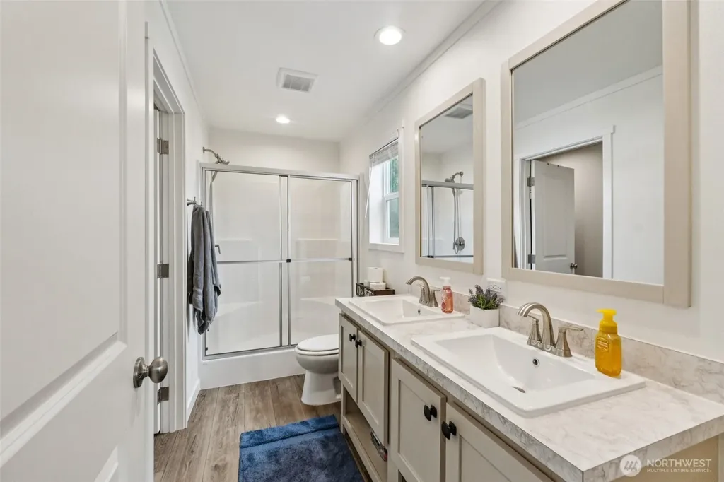 4604 Yorkshire Drive Anacortes WA 98221