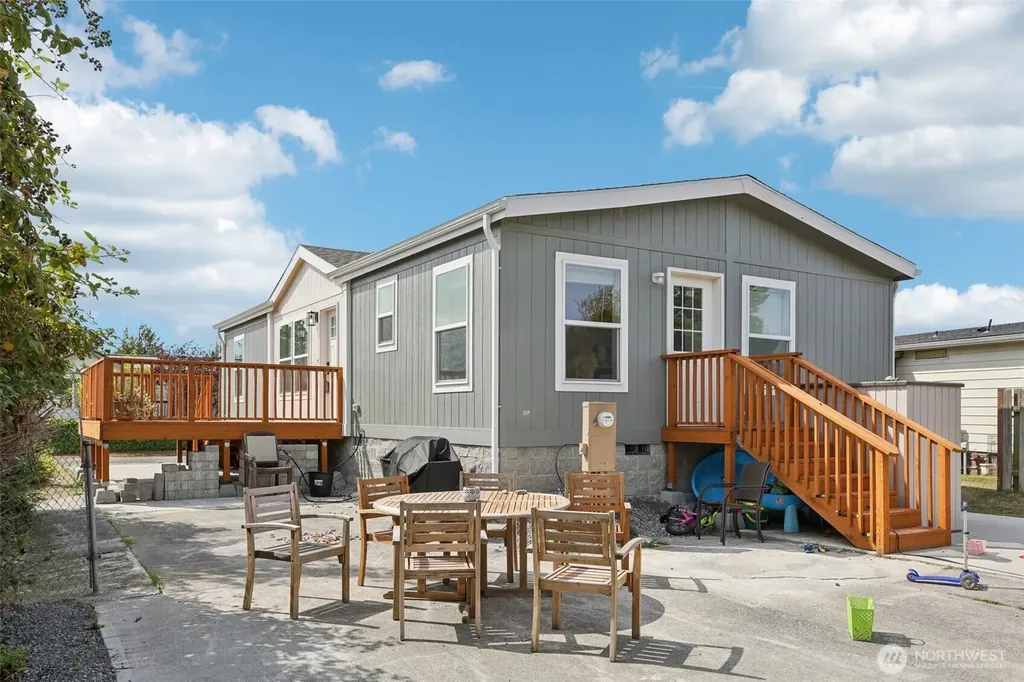 4604 Yorkshire Drive Anacortes WA 98221