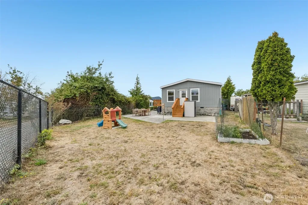 4604 Yorkshire Drive Anacortes WA 98221