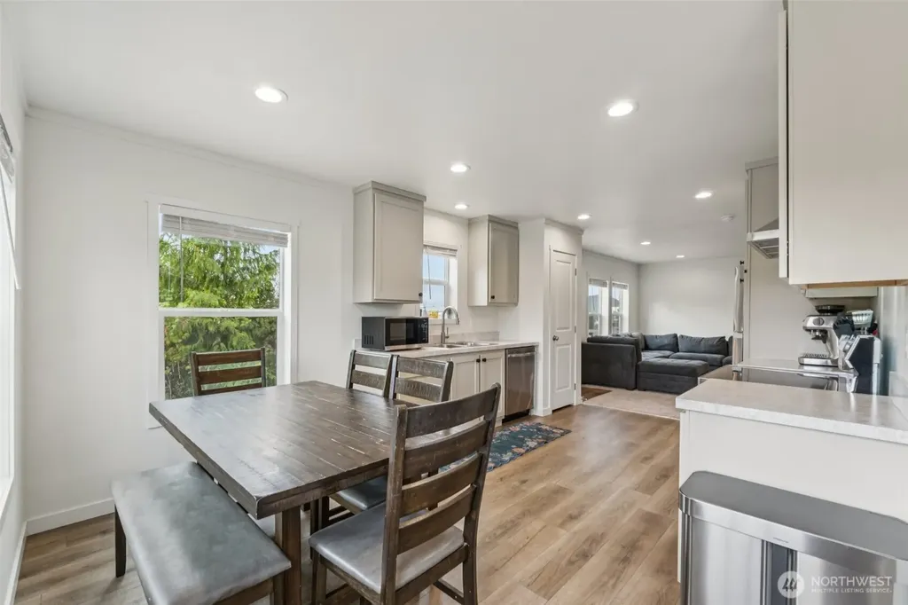 4604 Yorkshire Drive Anacortes WA 98221