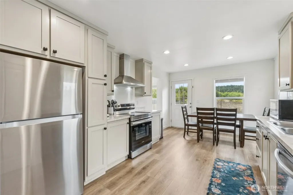 4604 Yorkshire Drive Anacortes WA 98221
