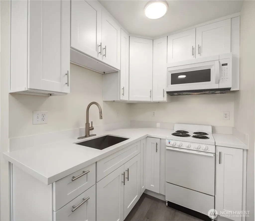 420 107th Place SW Everett WA 98204
