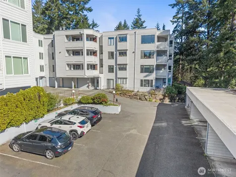 17417 Ashworth Avenue N Shoreline WA 98133