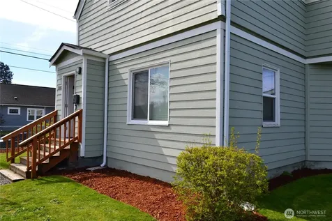 3303 S 64th Street Tacoma WA 98409