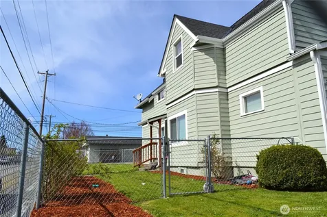 3303 S 64th Street Tacoma WA 98409