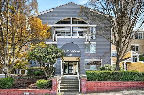 2350 10th Avenue E Seattle WA 98102